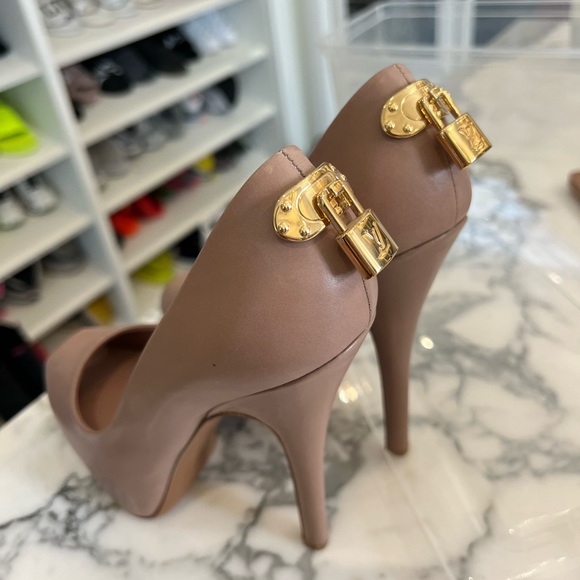 Louis Vuitton platform heels - Picture 2 of 6
